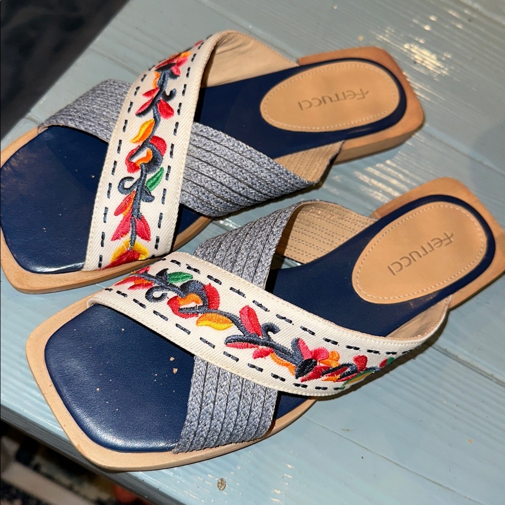 Embroidered Sandals - Picture 2 of 3